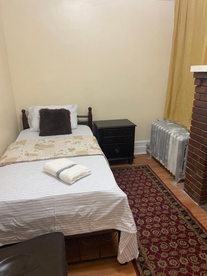 A Beautiful Room In Queens New York Exterior photo